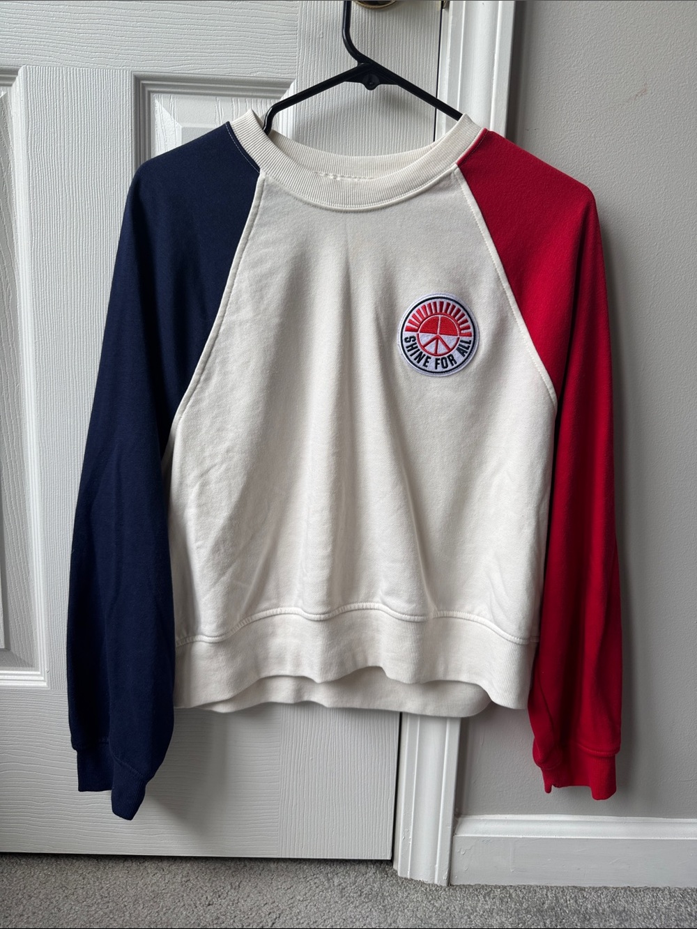 Old Navy Red White Blue Crewneck Patch Sweatshirt M